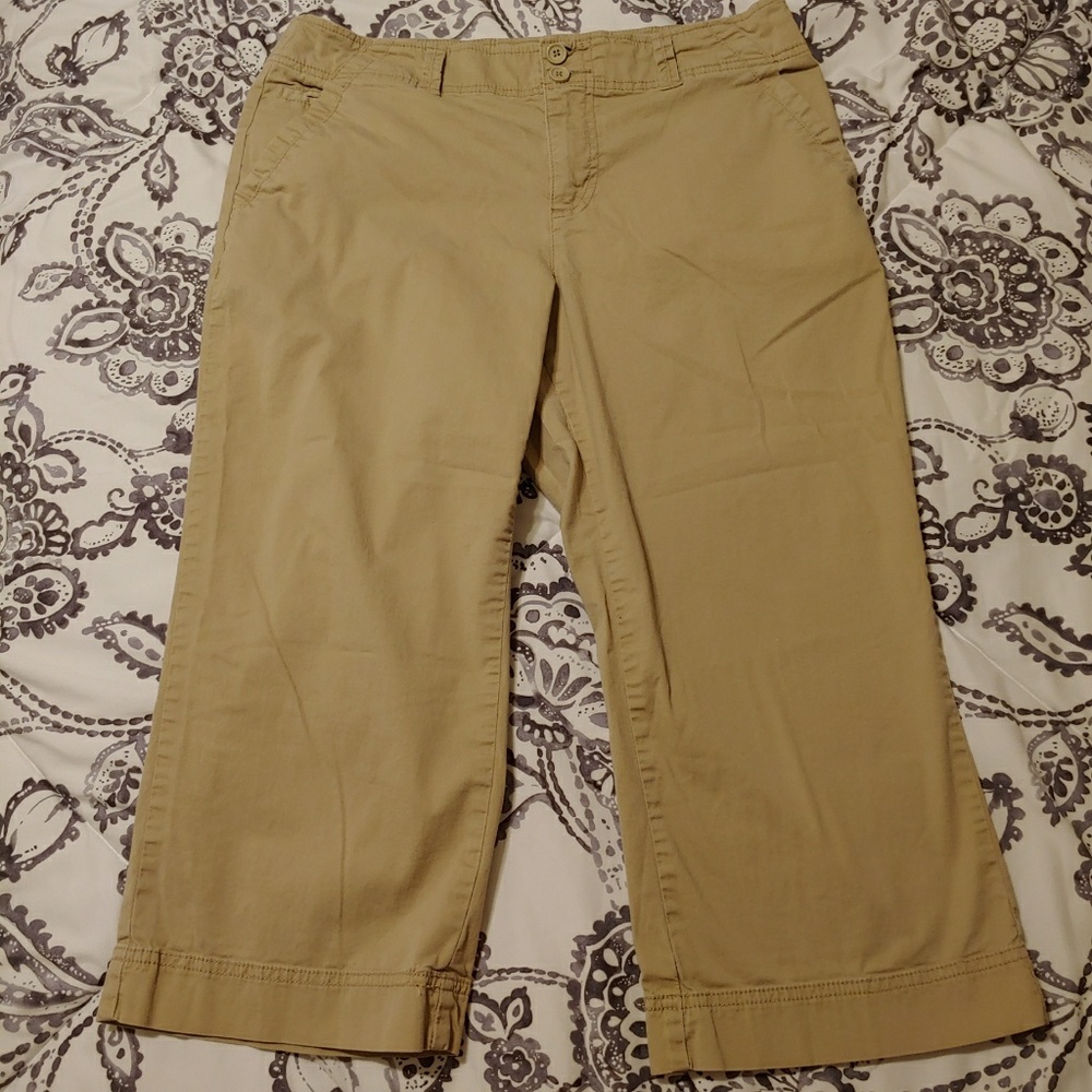 Frenchcuff capri pants